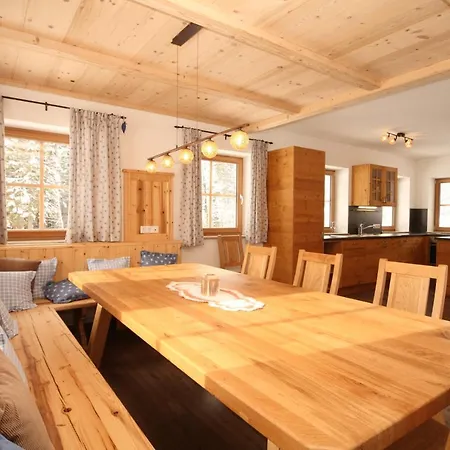 Postlehen-alm Chalet *